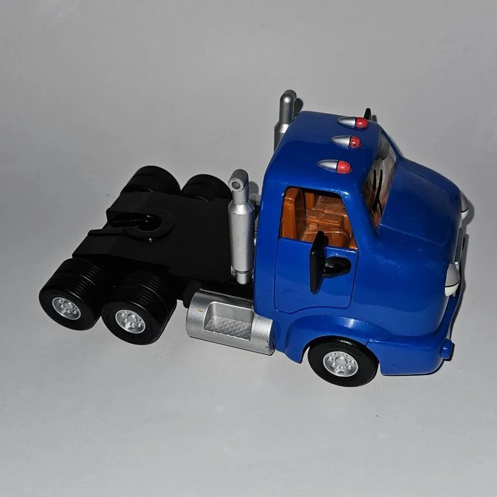 2 Chevron Cars Lot Cary Carrier Blue Truck Cab Trailer Hauler 14 Woody Wagon 16